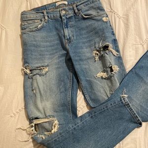 Zara distressed jeans- women’s size 36